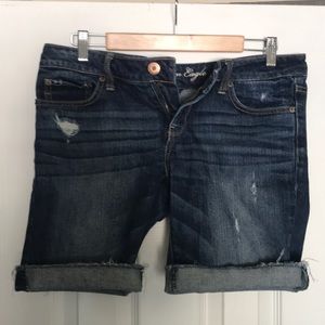 Dark wash cuff shorts